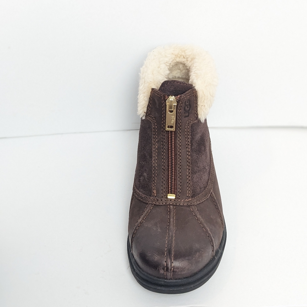 NWOT UGG Hapsburg zip winter boots - Picture 9 of 16